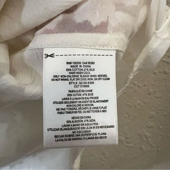 Equipment Riley Tee Silk Sheer Floral Blouse Top NEW in White Small Short Sleeve - Picture 9 of 9